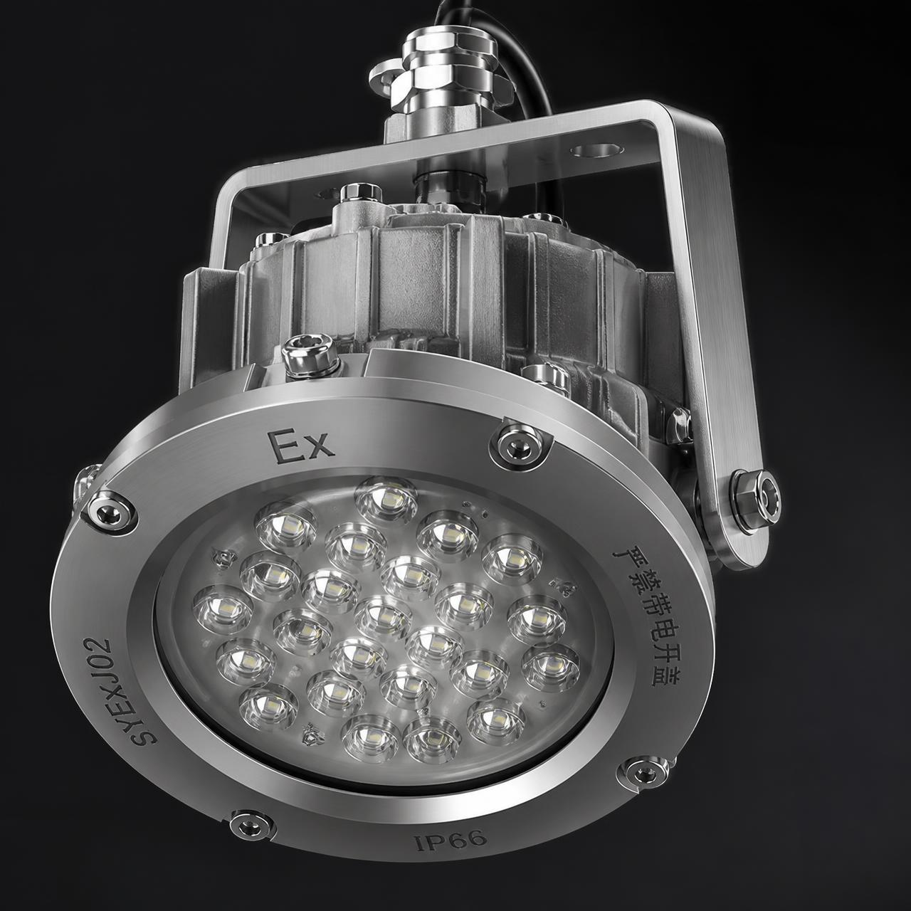 Luminária LED industrial à prova de explosão em aço, com grau de proteção IP66